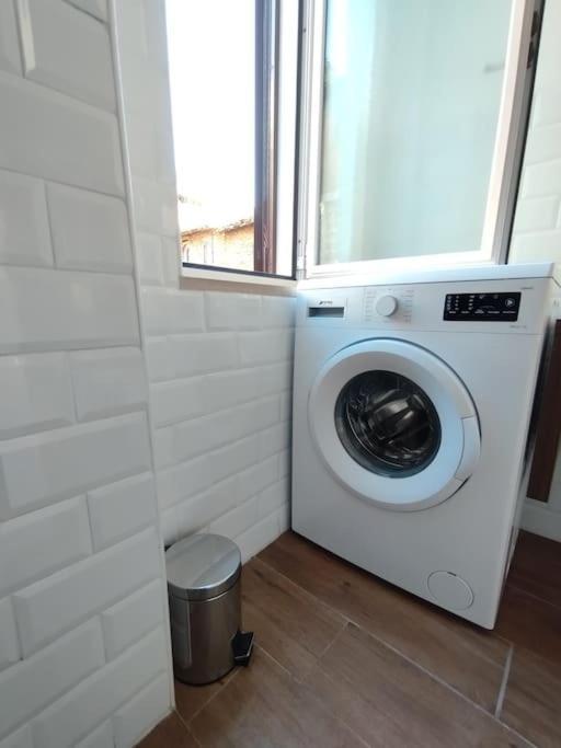 Appartamento Angolo De Trastevere - Accogliente E Silenzioso